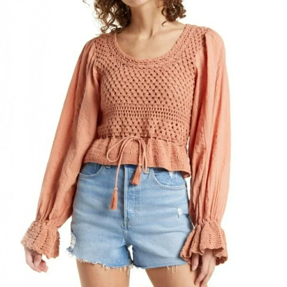 NWT FREE PEOPLE -‎ M - Megan Crochet Top in Coral Sand